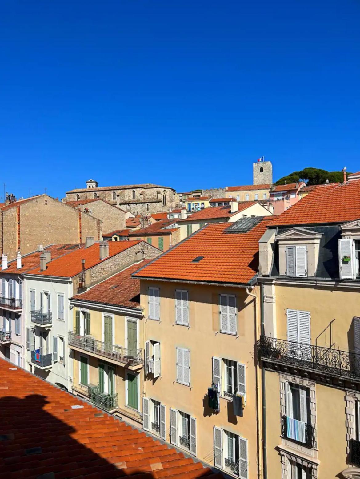 Appartamento Renove Au Suquet A Cannes